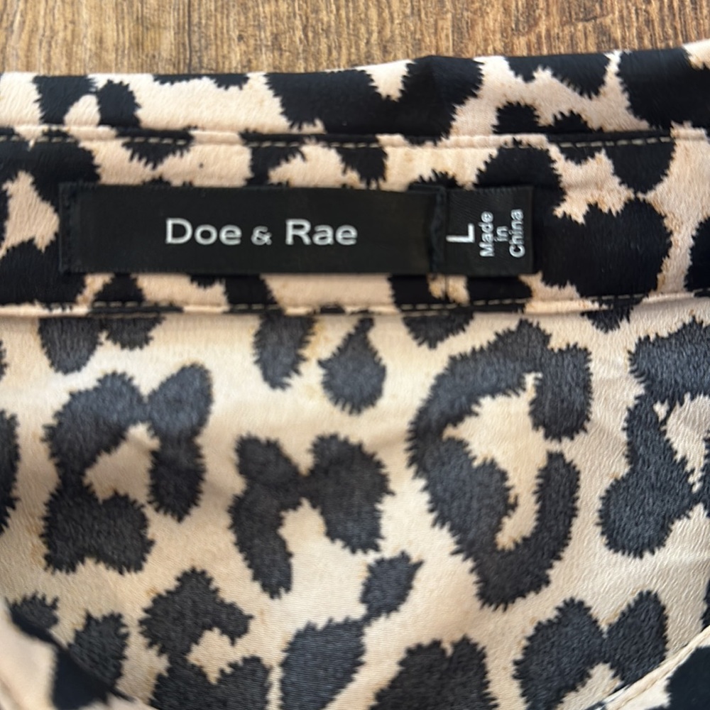 Doe & Rae Shirt - Picture 3 of 6